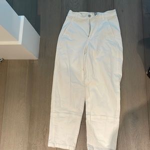Everlane white barrel pants. Perfect condition